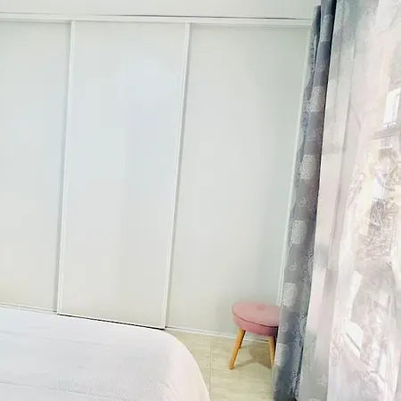 Διαμέρισμα Spacious 2 Bedroom Golden *