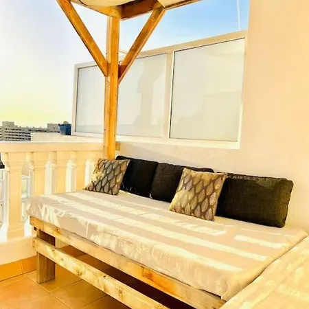Spacious 2 Bedroom Golden