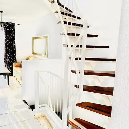 Διαμέρισμα Spacious 2 Bedroom Golden Callao Salvaje